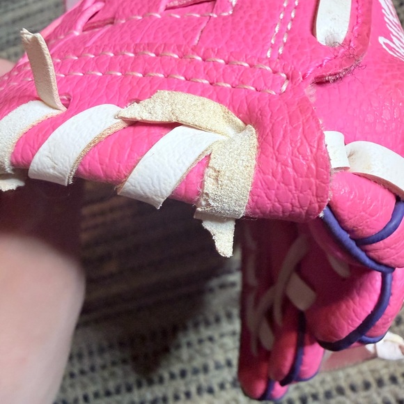 Rawlings Pink and Purple Youth Baseball Glove - Picture 4 of 6